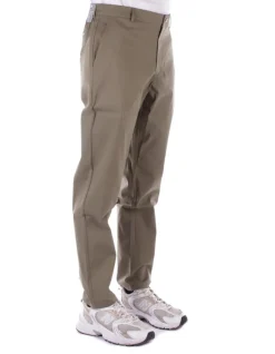 NEW BALANCE Pantalone Unisex Athletics standard tapered pan><noscript><img width=
